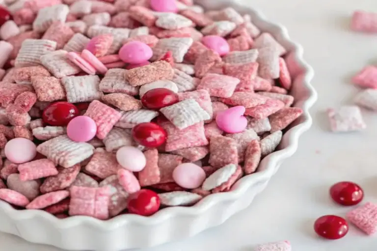 Best Valentine’s Sweets: DIY Muddy Buddies Recipe (No Baking Required)